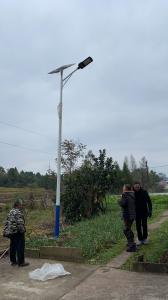 九龙县农村太阳能路灯工程安装